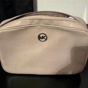 Michael Kors crossbody bag